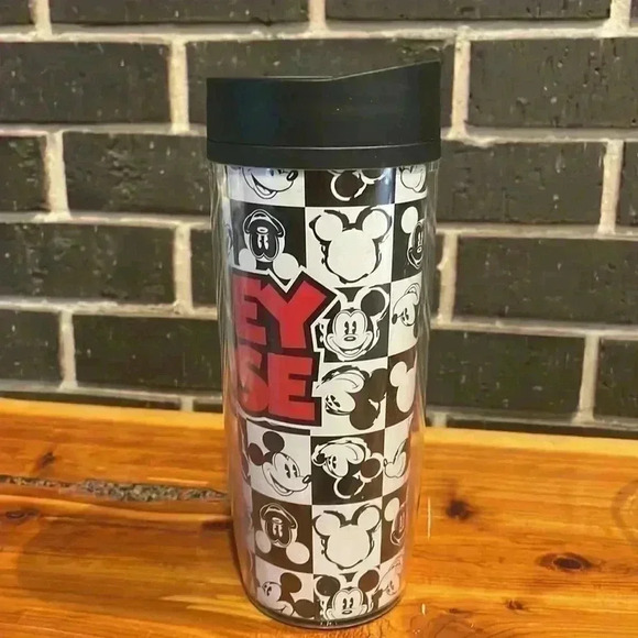 Disney Tumbler - Picture 2 of 8